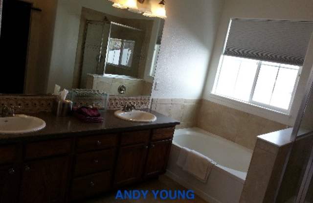 1940 Windemere Ln Gallery 3