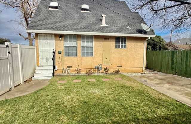 Charming small house photos photos