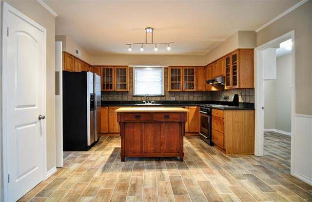6253 Town Hill Lane Gallery 2