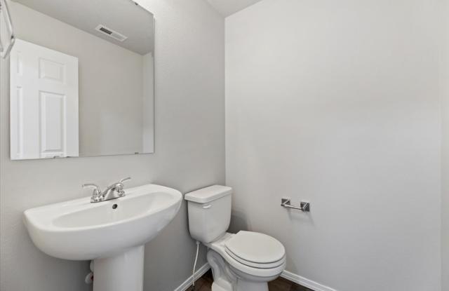 2406 Dorset Court Gallery 4