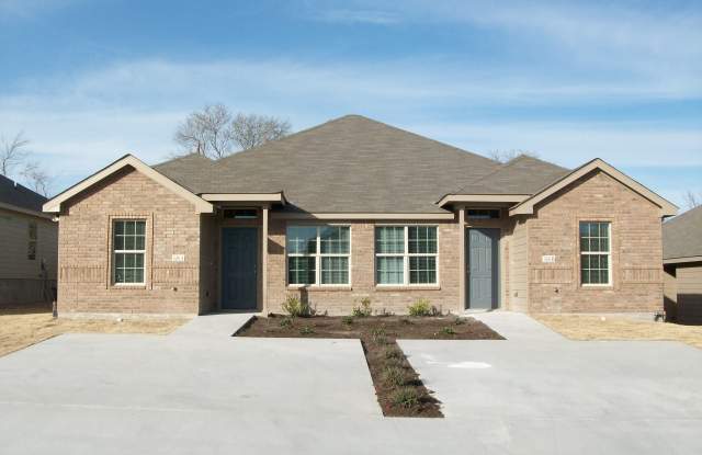 506 E Young Ave photos photos