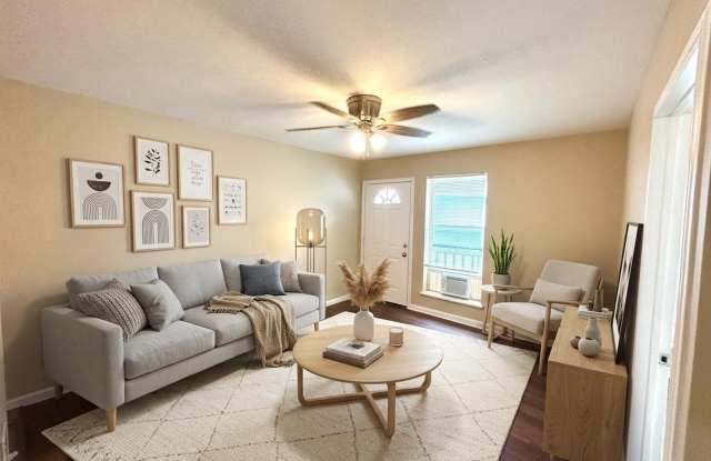 *MOVE IN SPECIAL* 2 Bedroom / 1 Bath Unit Near Lackland AFB! photos photos *MOVE IN SPECIAL* 2 Bedroom / 1 Bath Unit Near Lackland AFB! photos photos