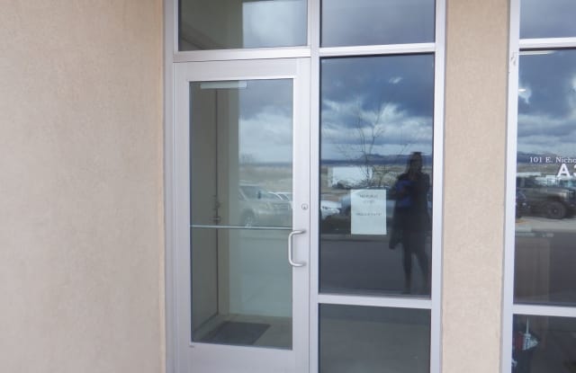 Furnished! 2 bed / 1 bath Condo  North End of Town photos photos