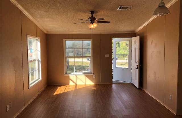 118 Windy Creek Court Gallery 1