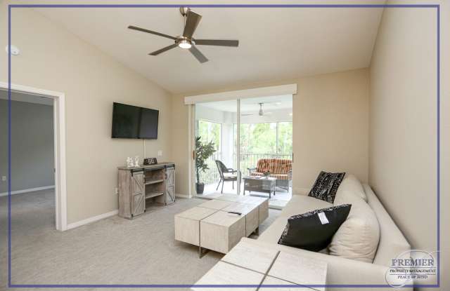 ***NORTH NAPLES***FURNISHED or UNFURNISHED ANNUAL ***GREAT LOCATION***NEAR I-75***3 Bed / 2 Bath ***Huntington Lakes *** photos photos