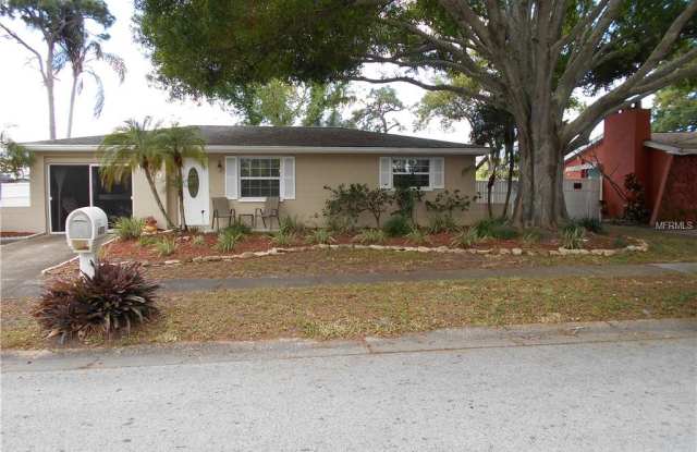 6850 96TH AVENUE N - 6850 96th Ave N, Pinellas Park, FL 33782