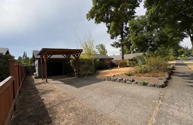 3230 Onyx Street Gallery 2