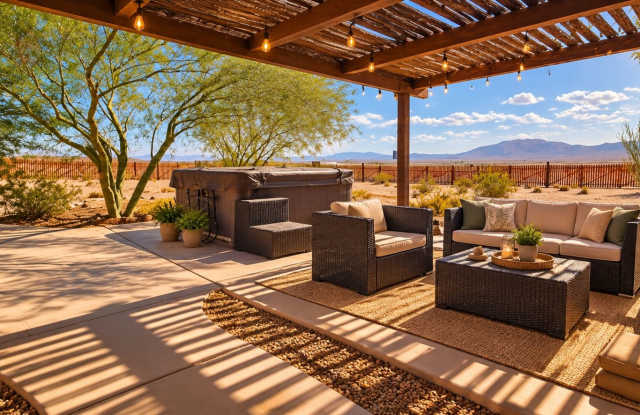 Beautiful Family Home & Tiny Home INDLUDED! Gallery 1
