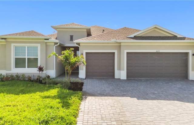4029 NW 37th Avenue photos photos