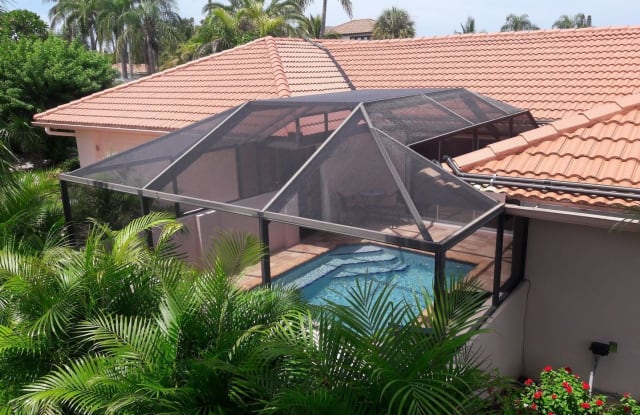 541 Putting Green Lane - 541 Putting Green Lane, Longboat Key, FL 34228