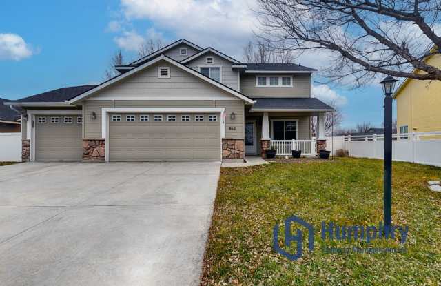 Great home in Meridian, close to parks, restaurants and shopping! photos photos