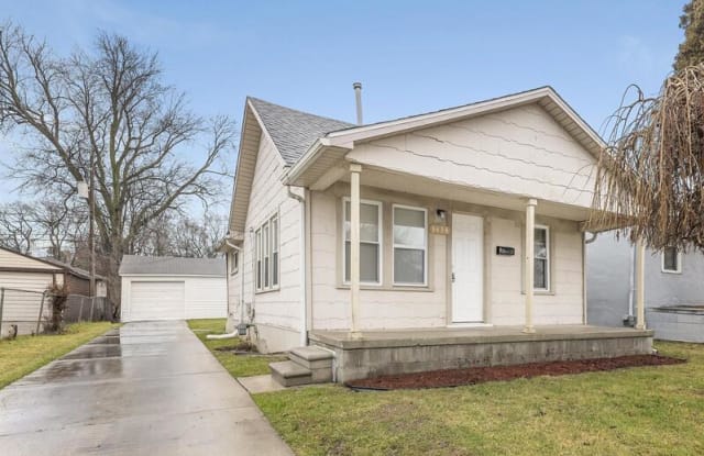 8638 Cadillac Ave. photos photos