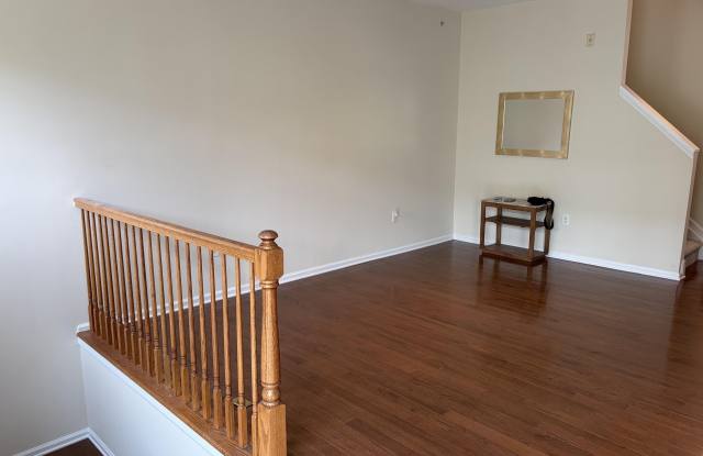 4 SWAN CT Gallery 3