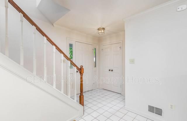 8033 Galla Knoll Circle Gallery 4