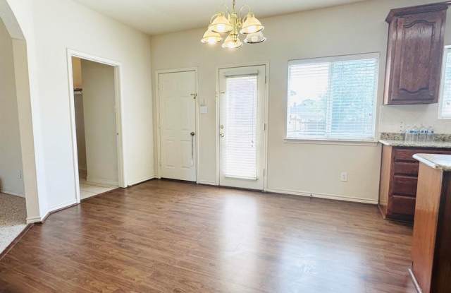 1407 Tudor Drive Gallery 4