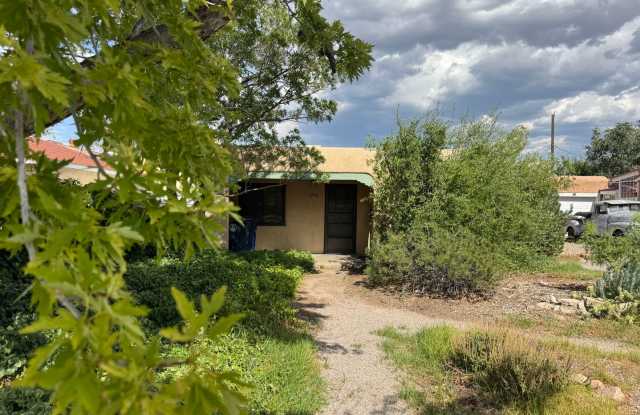 Parkland Hills Treasure! Gallery 1