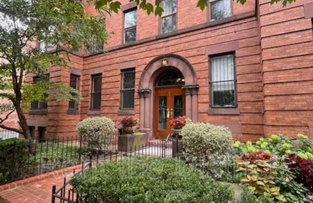 1824 S Street NW - 1824 S Street Northwest, Washington, DC 20009