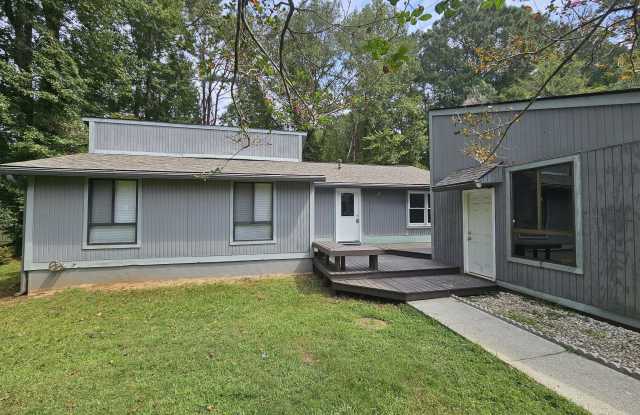 107 Sweetgum Road Gallery 1