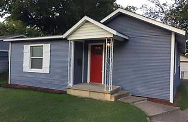 2709 Townsend Drive Gallery 2