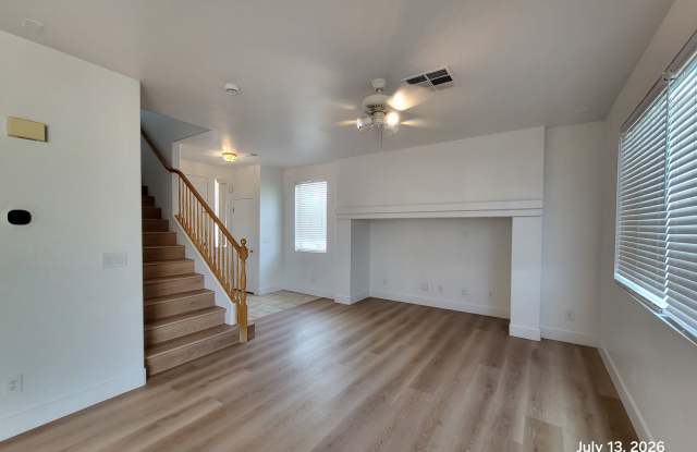 6142 Novelty St. Gallery 3