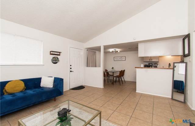 4405 Teri Road Gallery 4