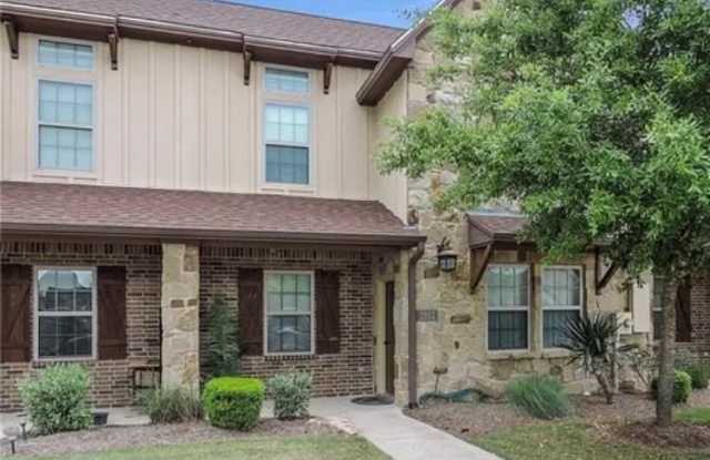 2902 Old Ironsides Drive photos photos