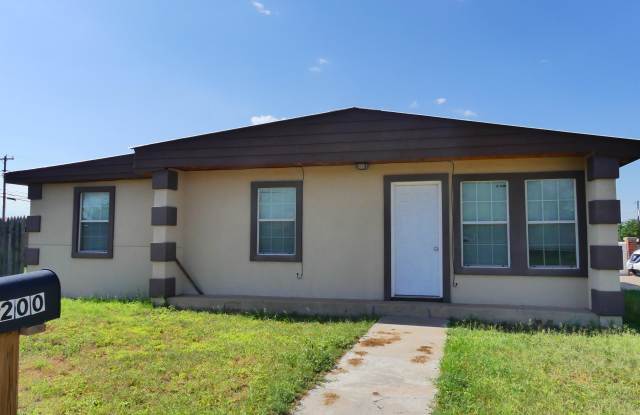 200 SE AVE E photos photos