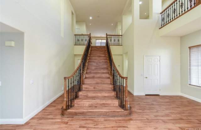 19378 Waterfall Way Gallery 4