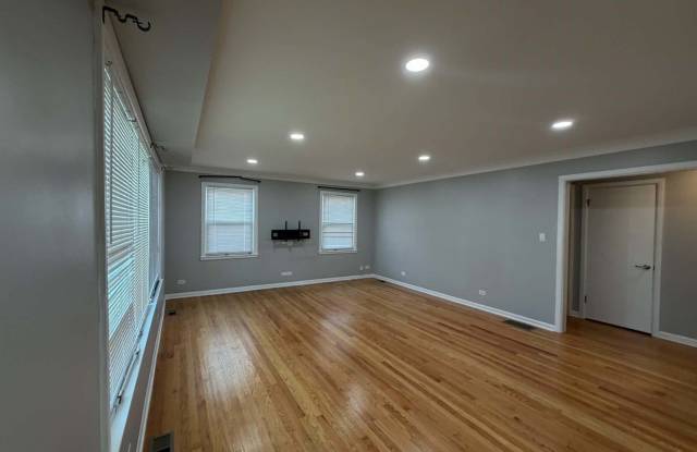 9243 Lynwood Drive Gallery 2