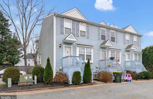 Beautiful Townhome 114 Gateway Drive Unit 009 Newark, DE 19711 Gallery 1