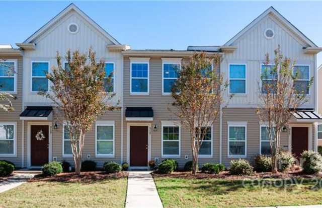 COMING SOON! Bright 2BR 2.5BA Home w/ Granite + Huge Island • Loft in Fort Mill photos photos