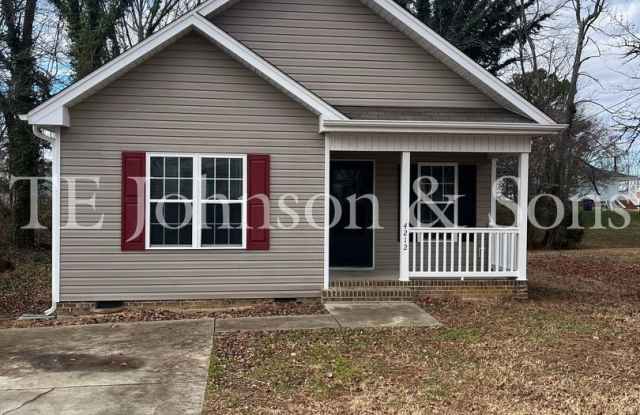 Charming 3 Bedroom Home with Modern Finishes on Dellwood photos photos