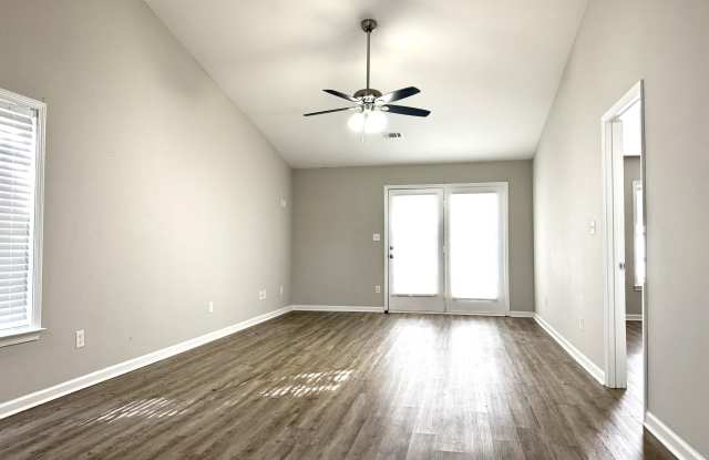 214 Evans Lake Drive Gallery 2