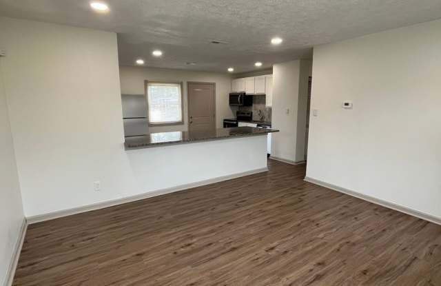 Beautifully Renovated 3-Bedroom Ranch with Open Floor Plan & 2-Car Garage Gallery 3