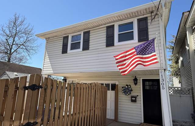 1305 L Street unit: Rear photos photos