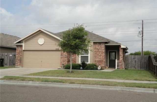 7534 Angelwing - 4/Bed 2/Bath - $2025/month photos photos