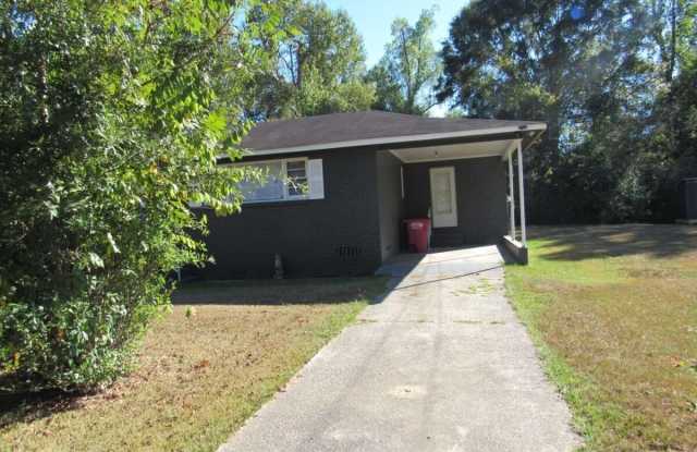 1616 Mathis Circle Gallery 3