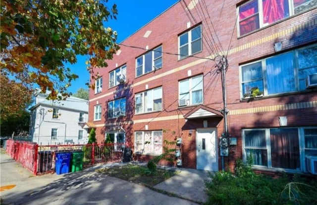 517 MILFORD STREET Gallery 1