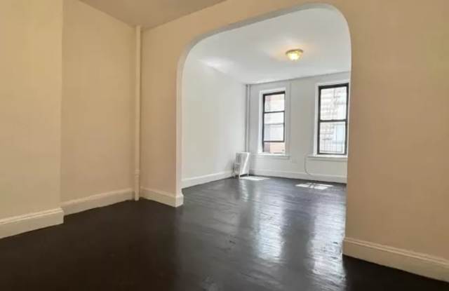 224 East 70th St. - 224 East 70th Street, New York City, NY 10021