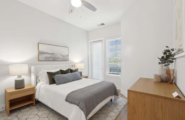 3500 West View Gallery 3