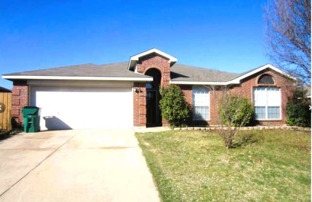 4 bedroom house in Mckinney $2400 a month - 4817 Brookridge Avenue, McKinney, TX 75071