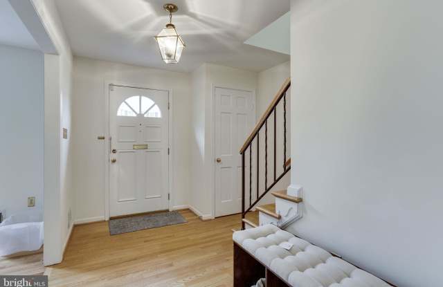 1116 RANDOLPH ROAD Gallery 4
