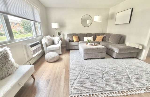 63 Roseland Ave photos photos