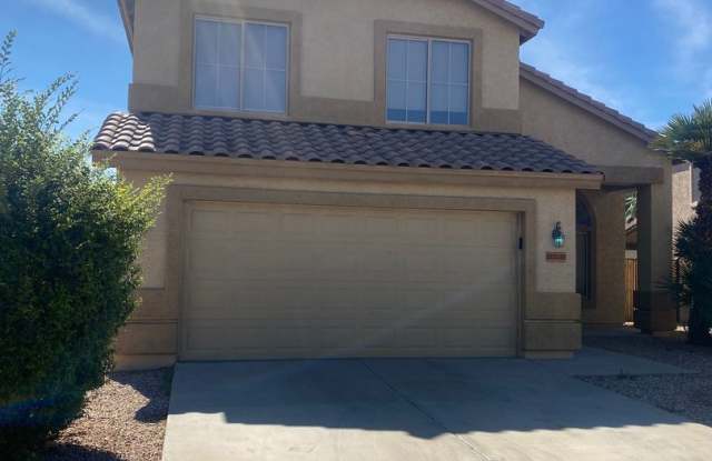 3 bed / 3 bath w/Pool on Large Lot in Glendale photos photos