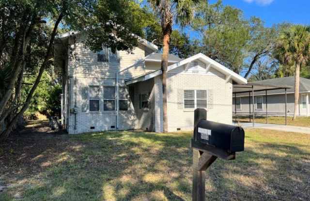 9003 Eaton Ave - 9003 Eaton Avenue, Jacksonville, FL 32211
