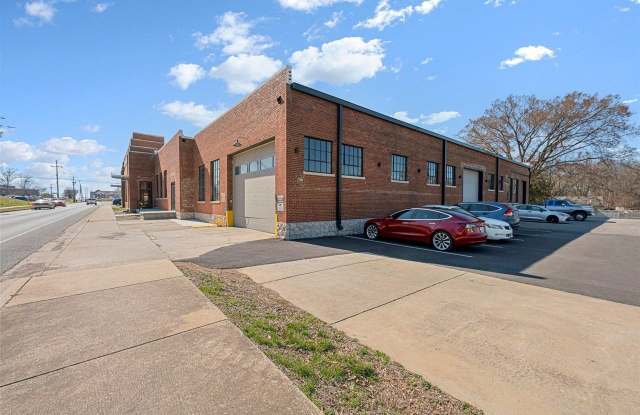 1349 Adams Street photos photos