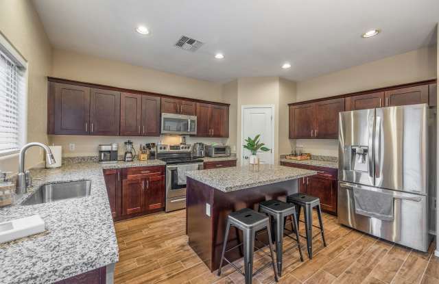 22507 North 31st Avenue photos photos