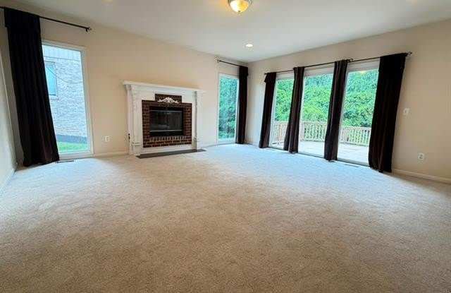 7782 Watford Drive Gallery 2
