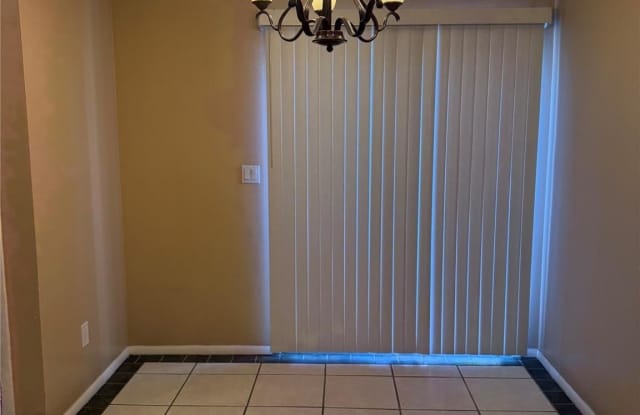 2505 Whispering Hills Gallery 3