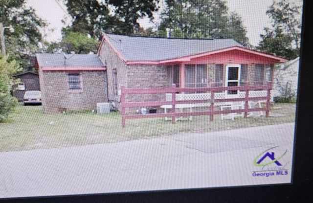 503 Holmes Street photos photos